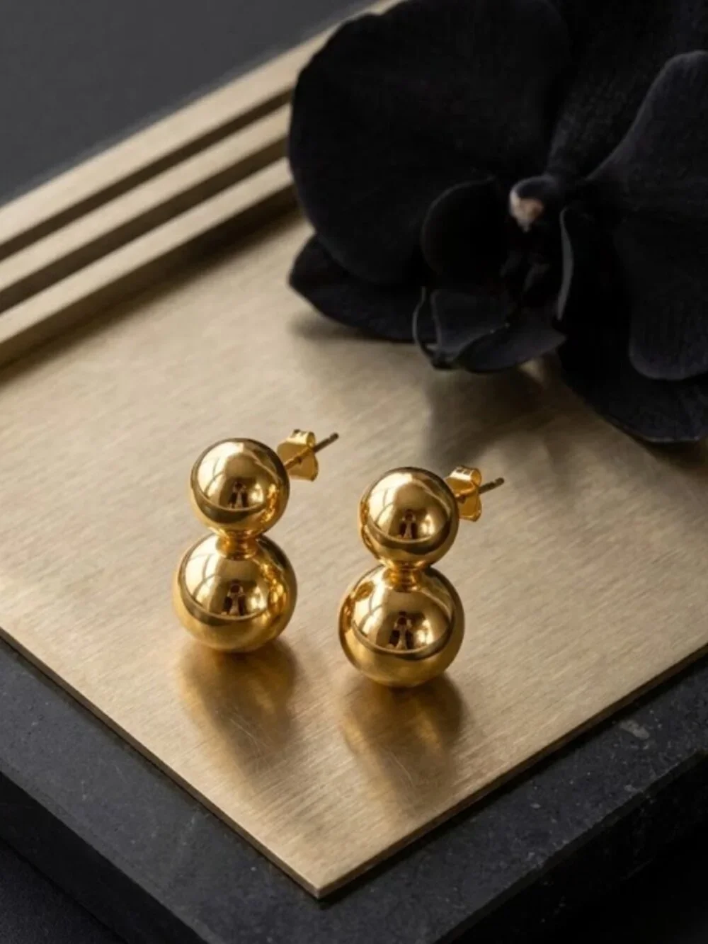 18K Gold Plated Double Ball Drop Stud Earrings Sculptural Old Money 0.8